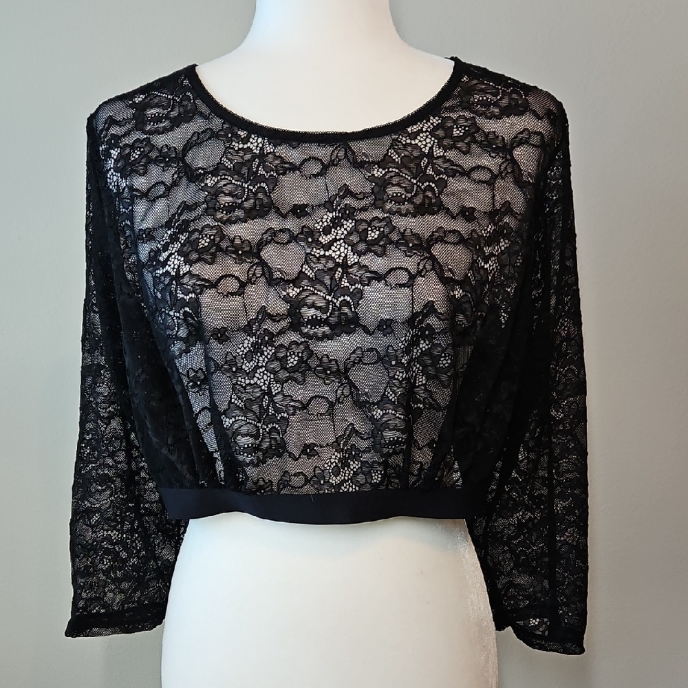 Torrid Curve Black Lace Under-It-All Crop Long Sleeve Top Bra Size 3